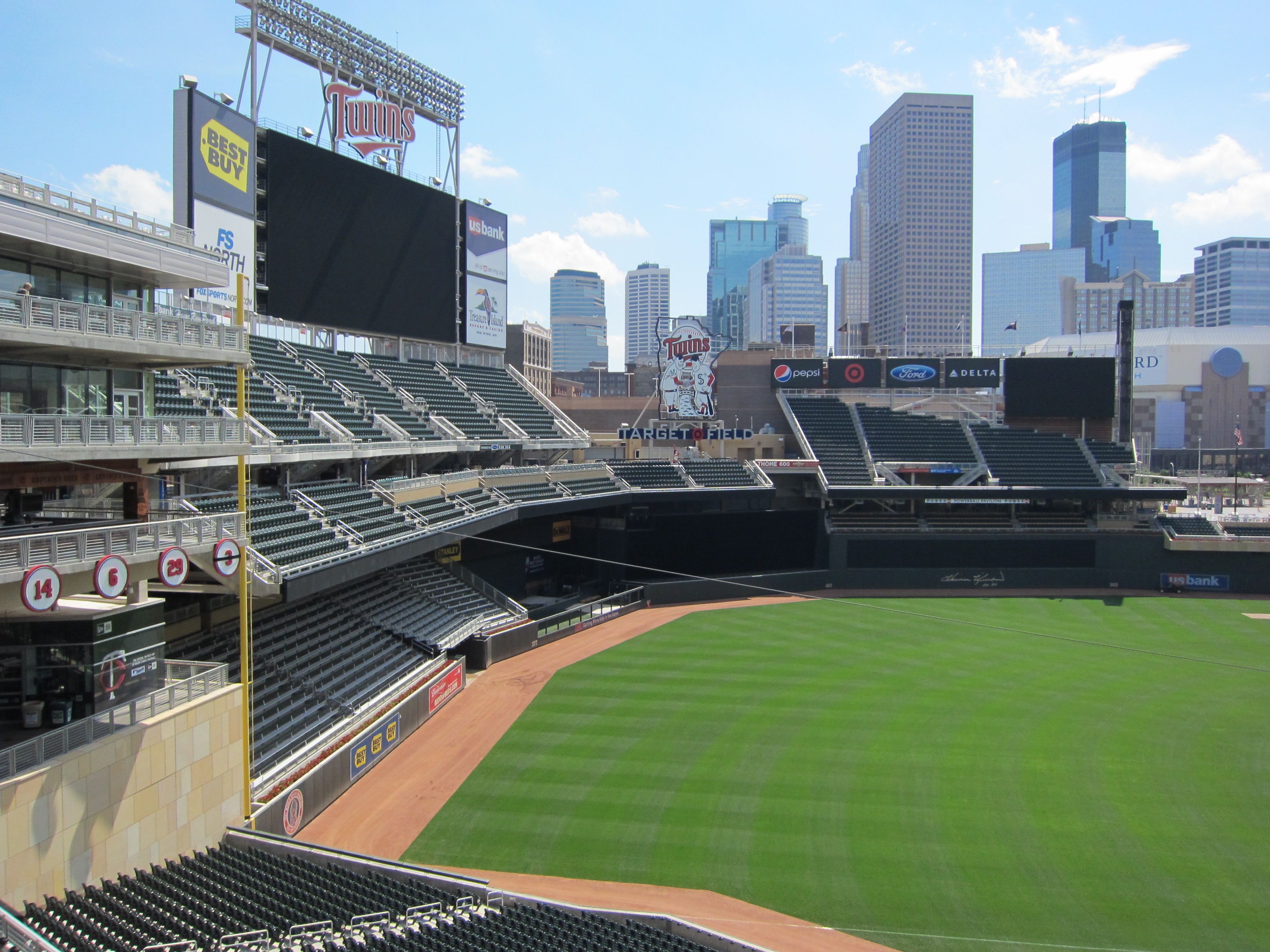 Stadium Tech Report: Minnesota Twins tap InSite and TE Connectivity to get  DAS ready for All-Star Game