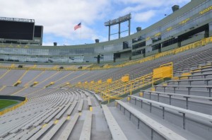 lambeau wi fi packers bay field green bench legendary arrives stadium tech report railing aps mounted seating