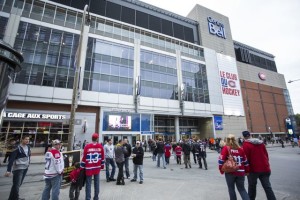 Fans outside the Bell Centre. All photos: Montreal Canadiens